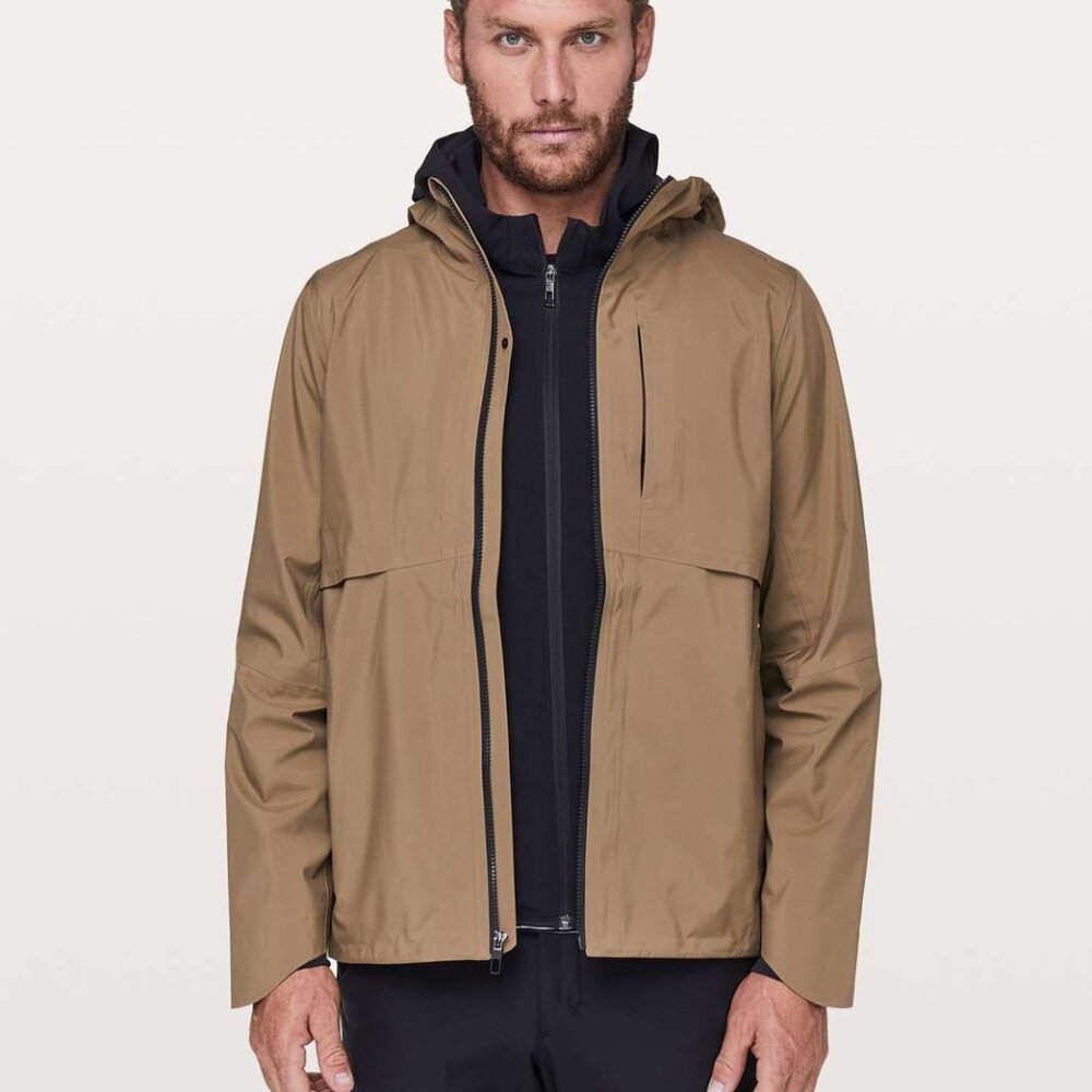 Lululemon Outpour Shell Waterproof Rain Jacket Frontier Tan Neutral Men's size S